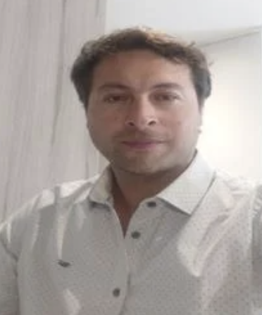 Esteban Palacios — Gerente de Construção, Chile